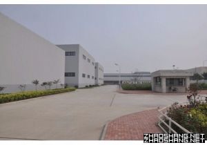 开封南侧30公大型工业园区内多厂房低价出售