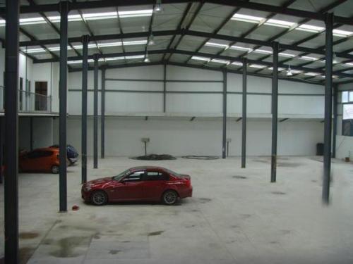 上地马连洼临街厂房700平米